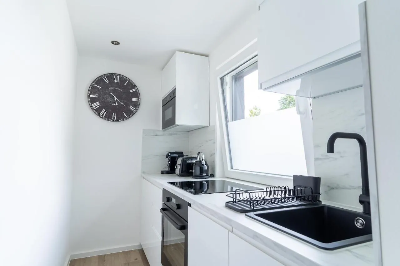Green Flat Duesseldorf First Düsseldorf
